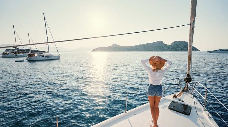 sailing-in-thailand-vs.-croatia-6.jpg