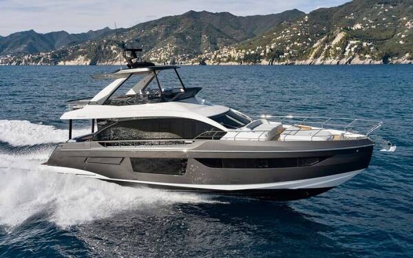 Azimut 68 - Yacht Charter Croatia