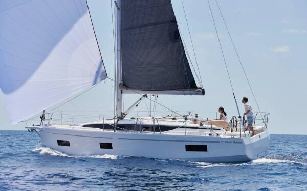 Bavaria C38 - Yacht Charter Croatia