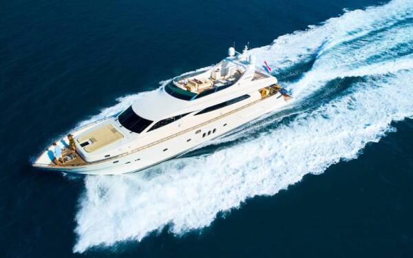 Canados 86 - Yacht Charter Croatia