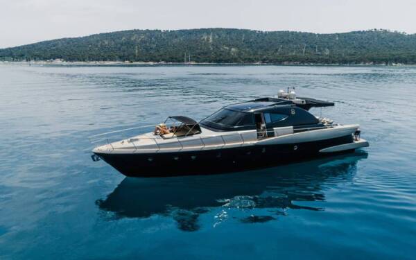 Fashion Cantiere Navale Custom Made 72 ft - Yacht Charter Croatia