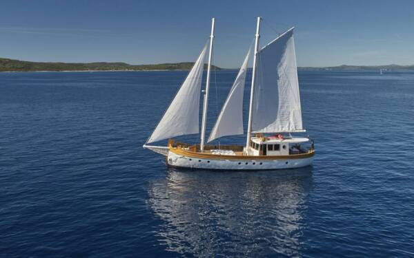 Green Ray - Yacht Charter Croatia