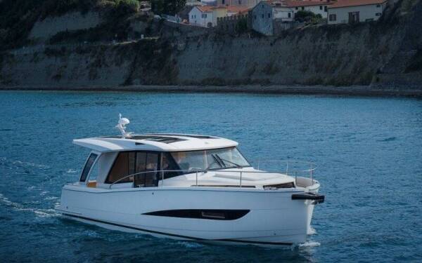 Greenline 39 - Yacht Charter Croatia