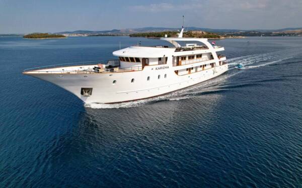 Karizma - Yacht Charter Croatia