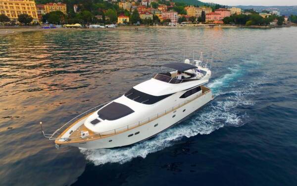 Maiora 20S - Yacht Charter Croatia