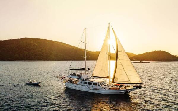 Maske - Yacht Charter Croatia