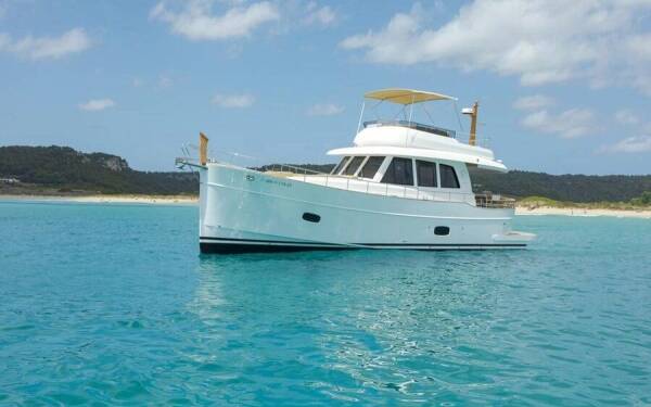 Menorquin 55 FB - Yacht Charter Croatia
