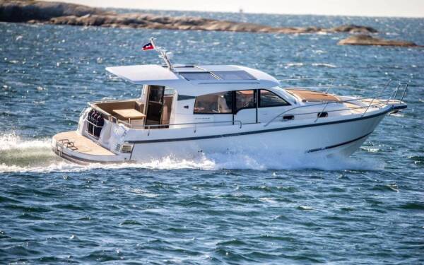 Nimbus 365 Coupe - Yacht Charter Croatia